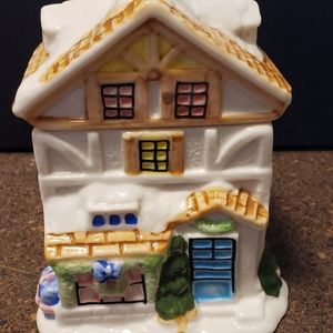 Set teapot and sugar